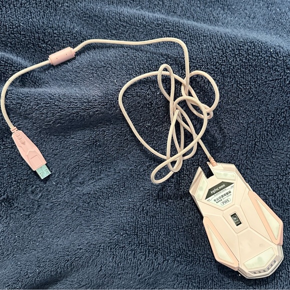 Pink Wired mouse. - Picture 6 of 14